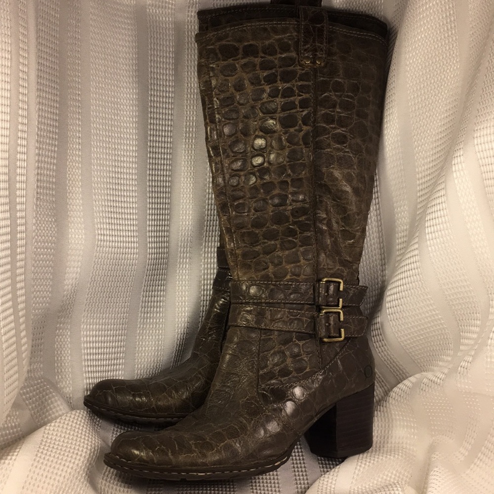Born leather almost new high boots w/2”heel zipper - Picture 2 of 8